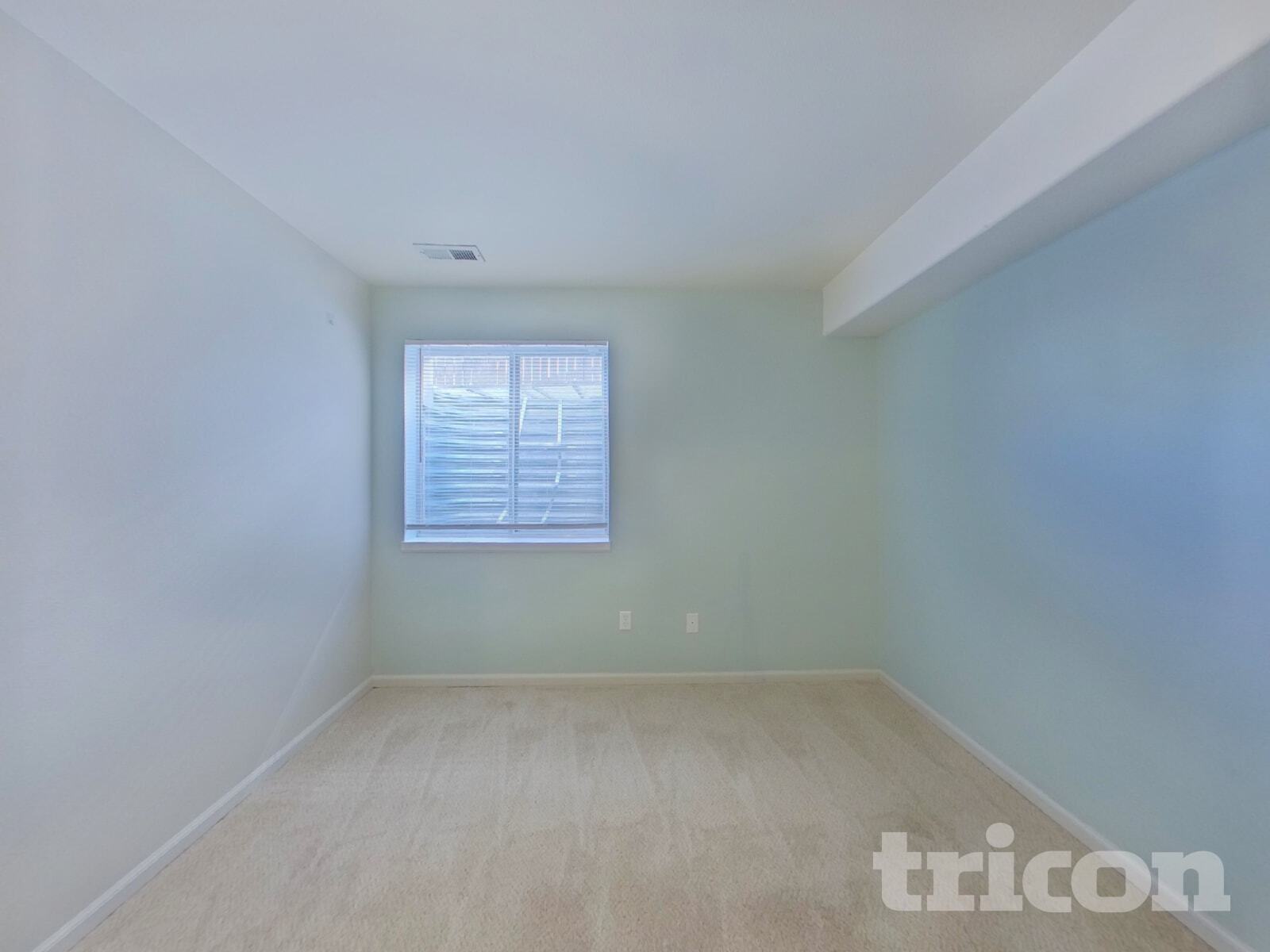 Building Photo - 3336 Bexley Dr