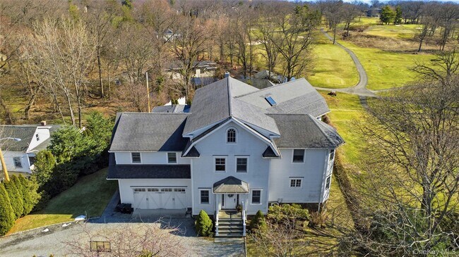 Building Photo - 74 Old Post Ln