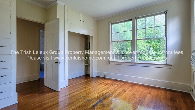 Building Photo - ** Large 1/1 ready now**