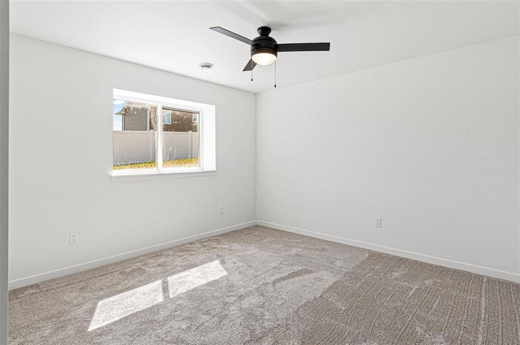Building Photo - 386 Sierra Trce