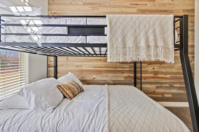 Building Photo - 3364 W 2490 S