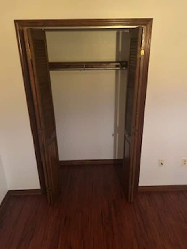 Building Photo - Spacious 3-Bedroom Home with Fenced Yard &...
