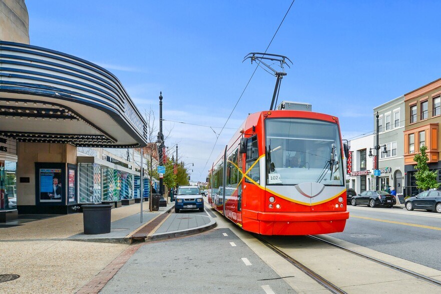 A block to DC Streetcar - 1719 H St NE