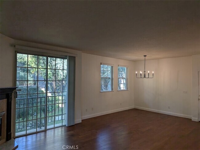 Building Photo - 24153 Del Monte Dr.