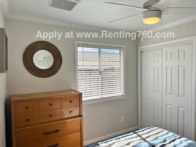 Building Photo - Super Cute Furnished Beach Cottage!