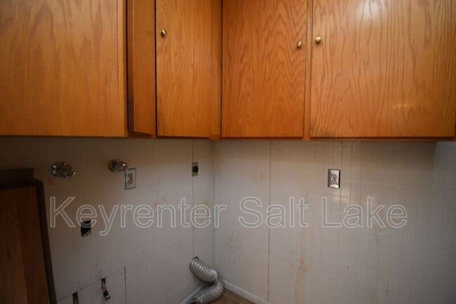 Building Photo - 6054 S 2075 E