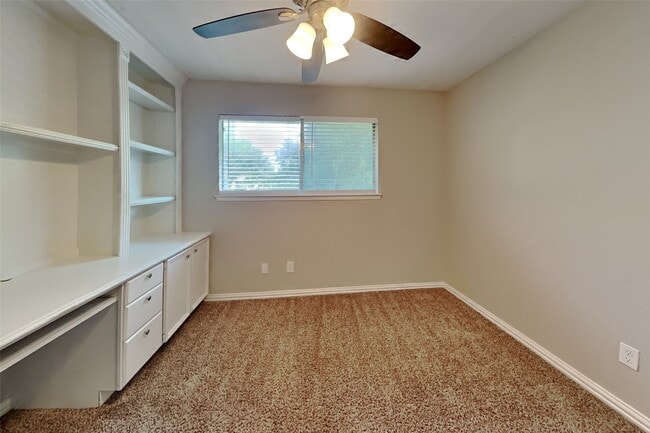 Building Photo - 15506 Swan Creek Dr