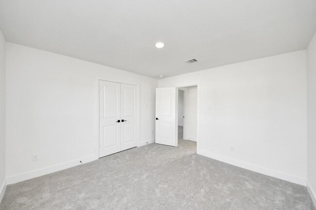 Building Photo - 4324 Avron Dr