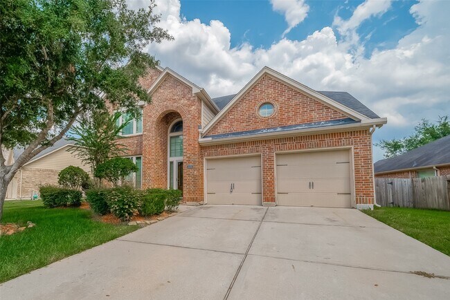 Building Photo - 16010 Juniper Shores Dr