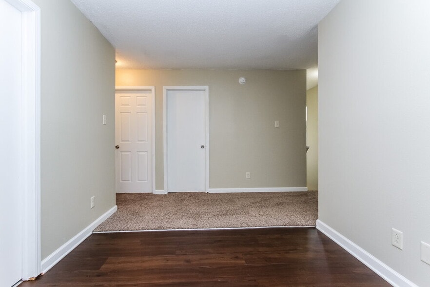 Building Photo - 6852 Youngberry Dr