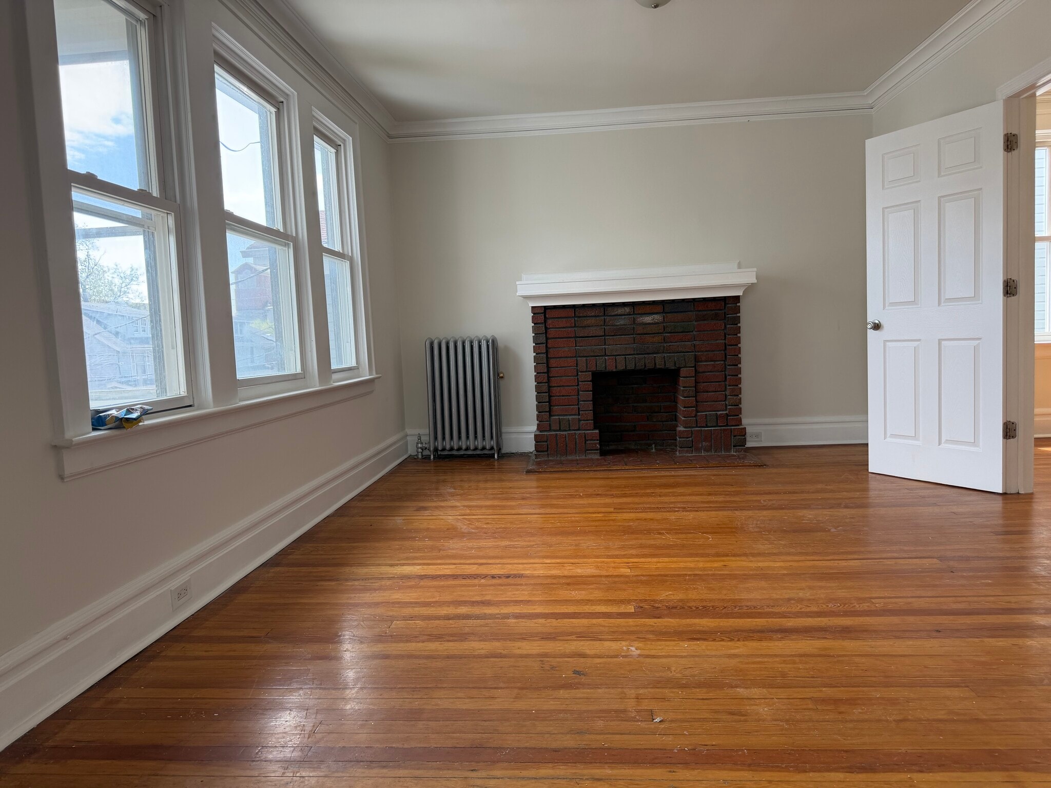 Building Photo - 65 Durand Pl