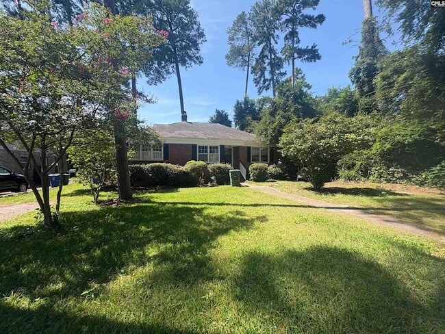 Building Photo - 1701 York Dr
