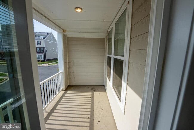 Building Photo - 1622 Sandpiper Bay Lp