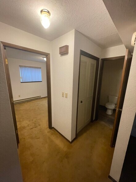 Building Photo - 995 Grandview Ave