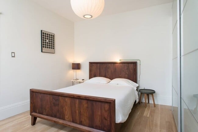 Building Photo - 455 Washington St