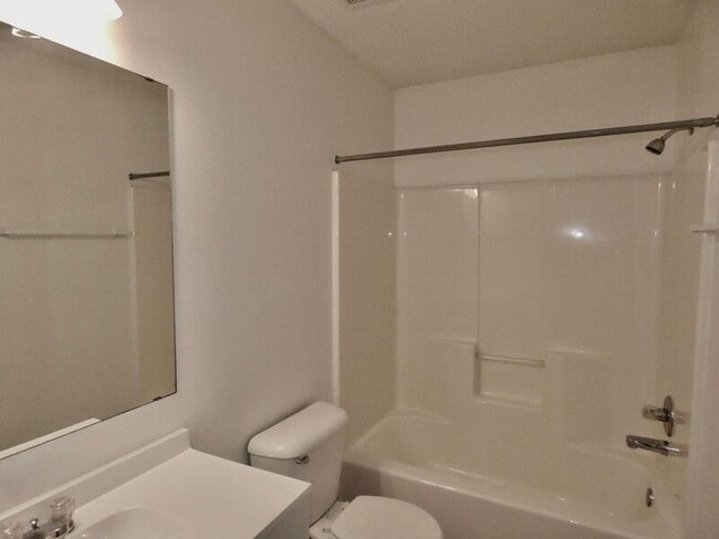 Building Photo - 7945 Amethyst Dr