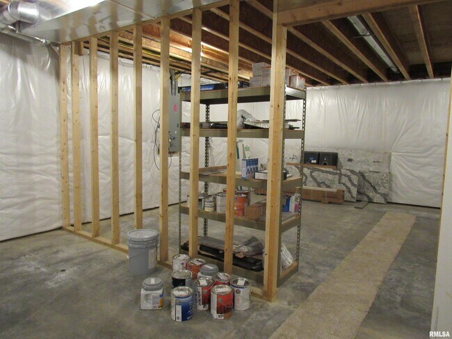 Building Photo - 1659 Celtic Ct