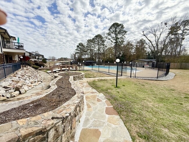 Building Photo - 5371 Central Ave