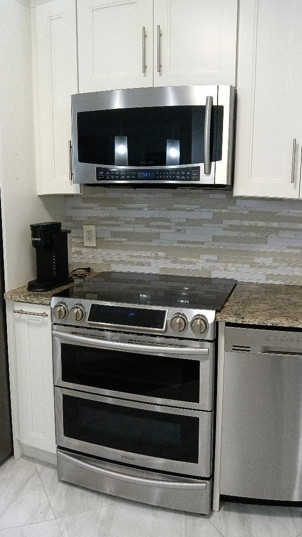 Building Photo - 5749 Camino Del Sol