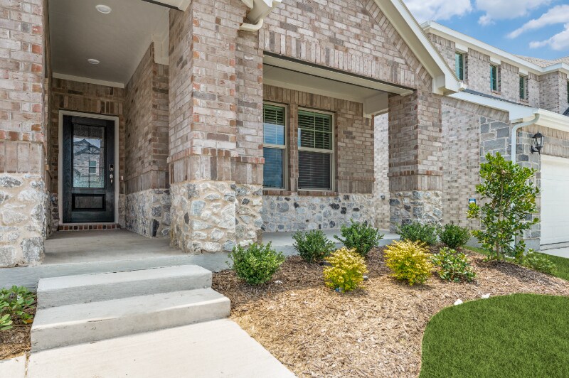 Building Photo - 611 Jack St