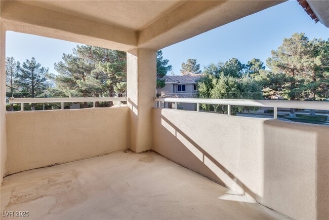 Building Photo - 4992 Crooked Stick Way