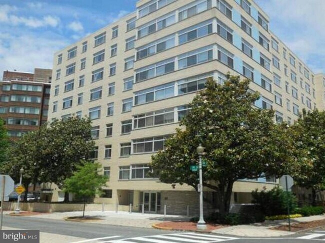Building Photo - 2401 H St NW