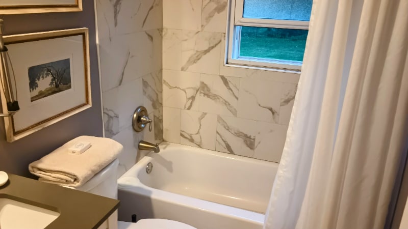 Building Photo - 1201 Delk Dr