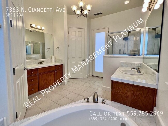 Building Photo - 7363 N Ciancetti Ave