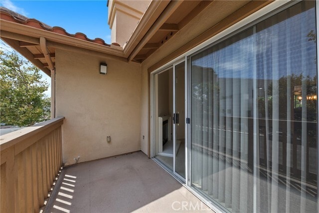 Building Photo - 14 Abrigo