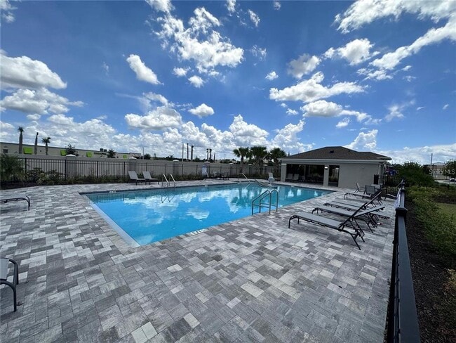 Building Photo - 890 Spring Palms Lp