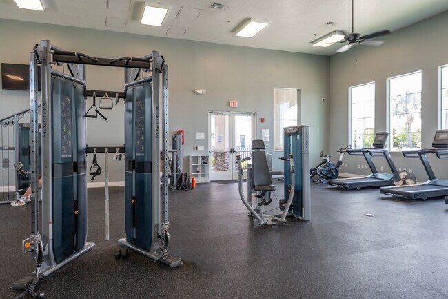 Building Photo - Immaculate Executive Home in Isles of Lake Nona