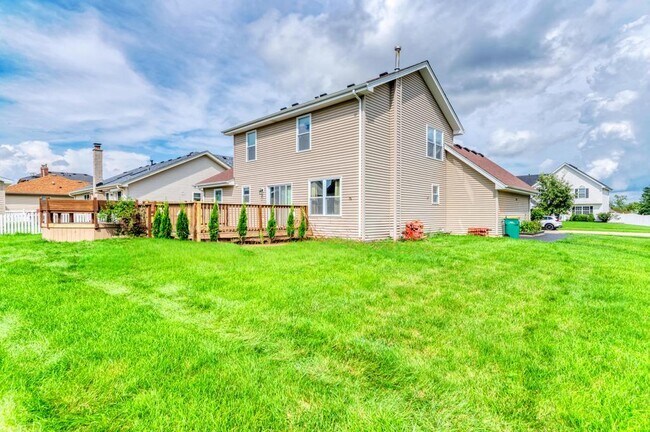 Building Photo - 1413 Skylark Ln