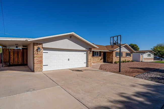 Building Photo - 3bed/2bath with pool in Scottsdale Highlands!