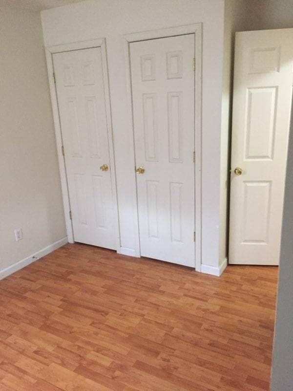 Building Photo - 407 River Park Dr