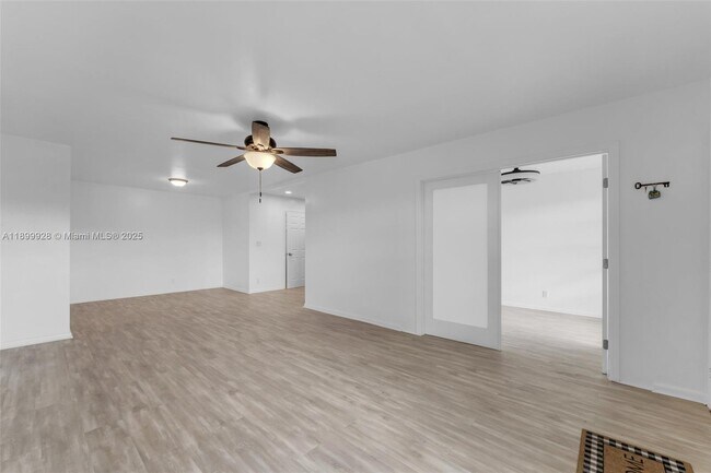 Building Photo - 12820 SW 43rd Dr