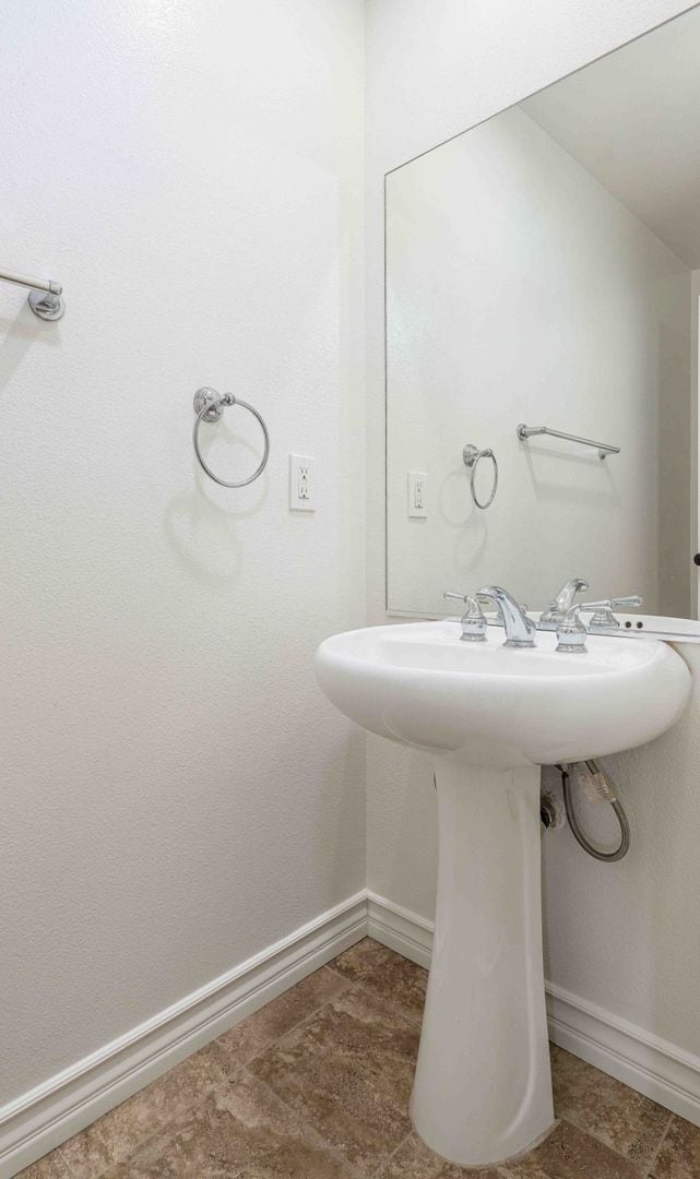 Building Photo - Stunning Upgraded Tri-Level Condo in South Coast Metro’s Exclusive Vantage Community