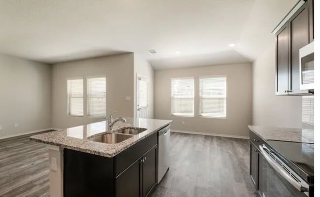 Building Photo - 2448 Kylie Way