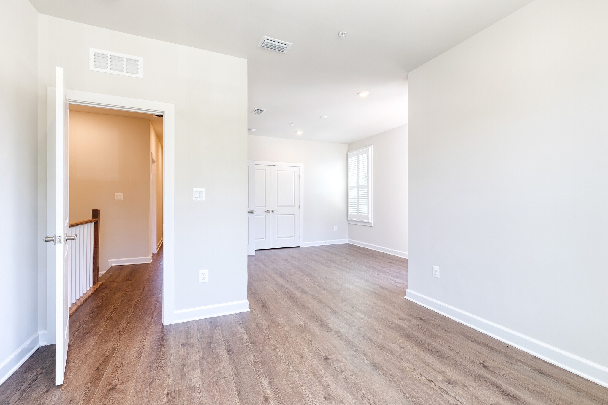 Building Photo - 200 Hickory Hollow Ct