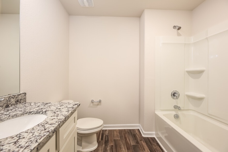 Building Photo - 6025 Mason Tucker Dr