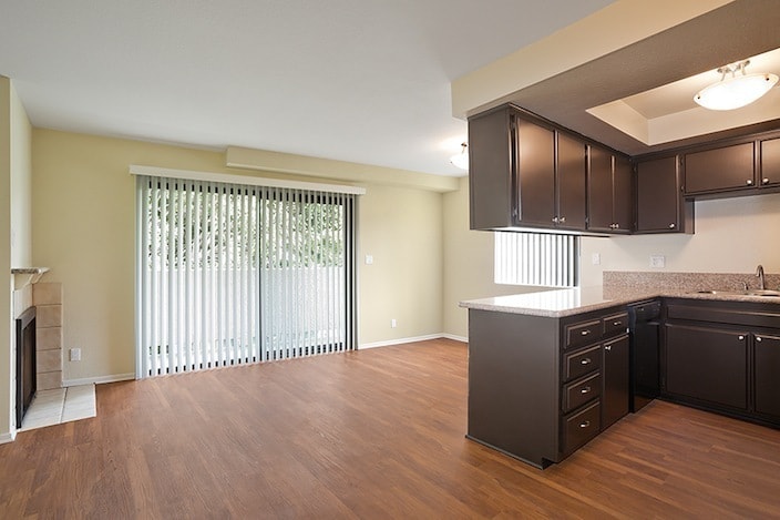 Interior Photo - Monarch Terrace