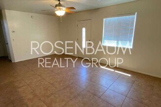 Building Photo - Stunning 2-bedrooms, 1-bath home in Tucson!