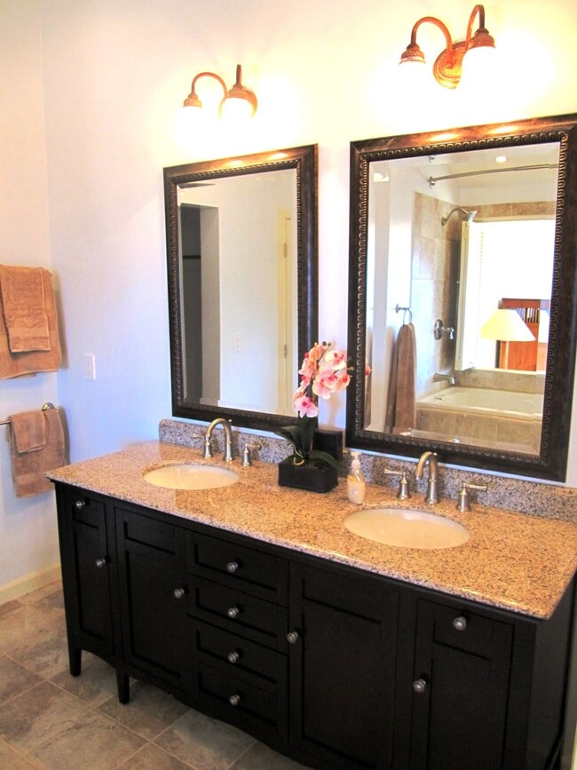 Building Photo - 68-434-434 Farrington Hwy