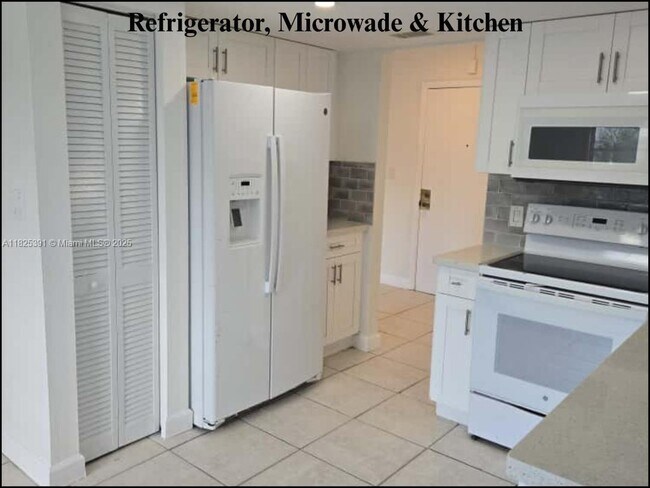 Building Photo - 10651 SW 108th Ave