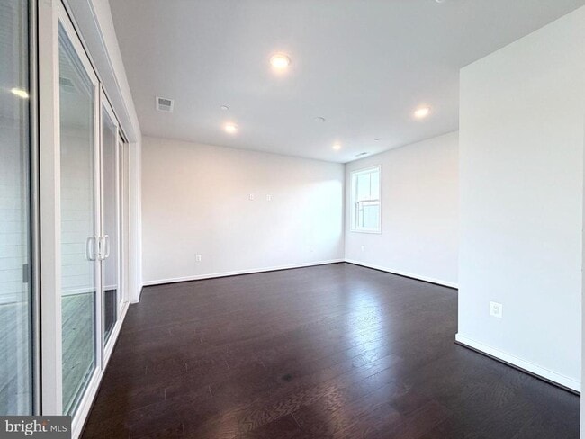 Building Photo - 11924 Caravelle Lp