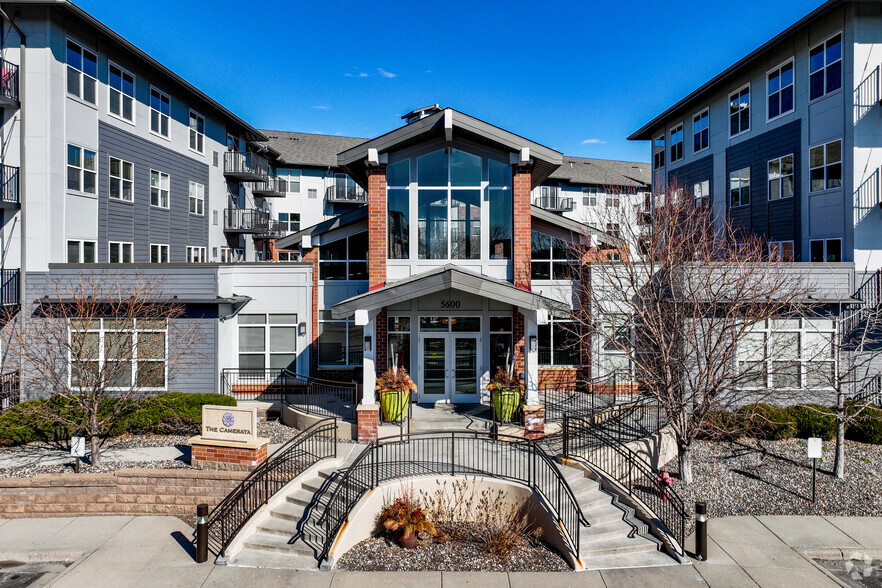 Building Entrance - Hoigaard Village