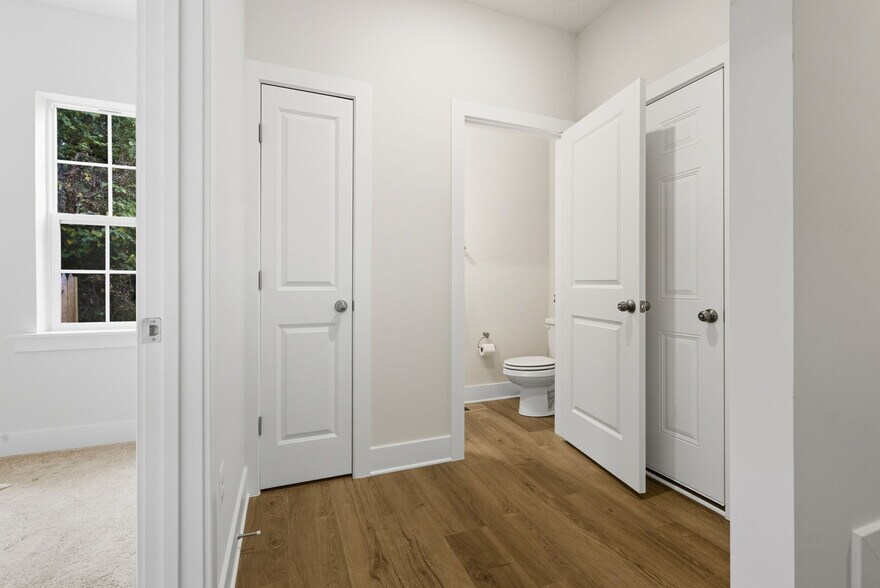 Building Photo - 328 Ridge Rd