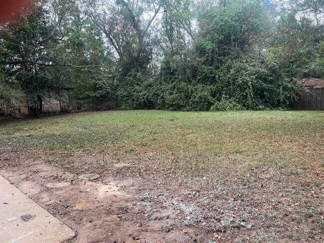 Building Photo - 453 Pecan Tree Ct