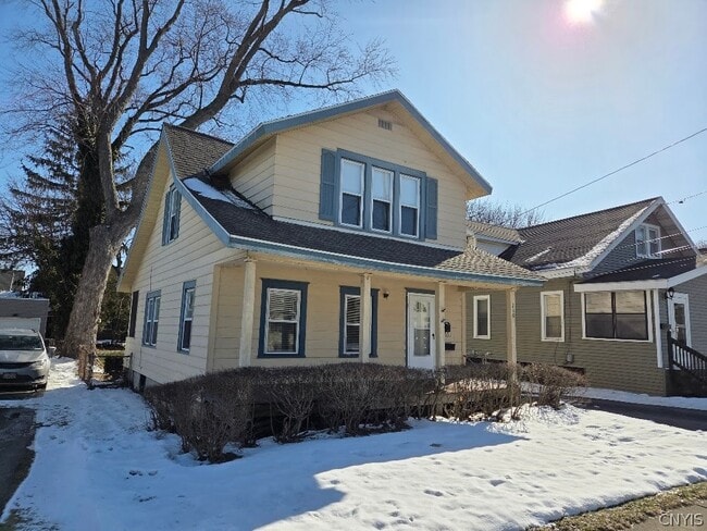 Building Photo - 210 N Midler Ave