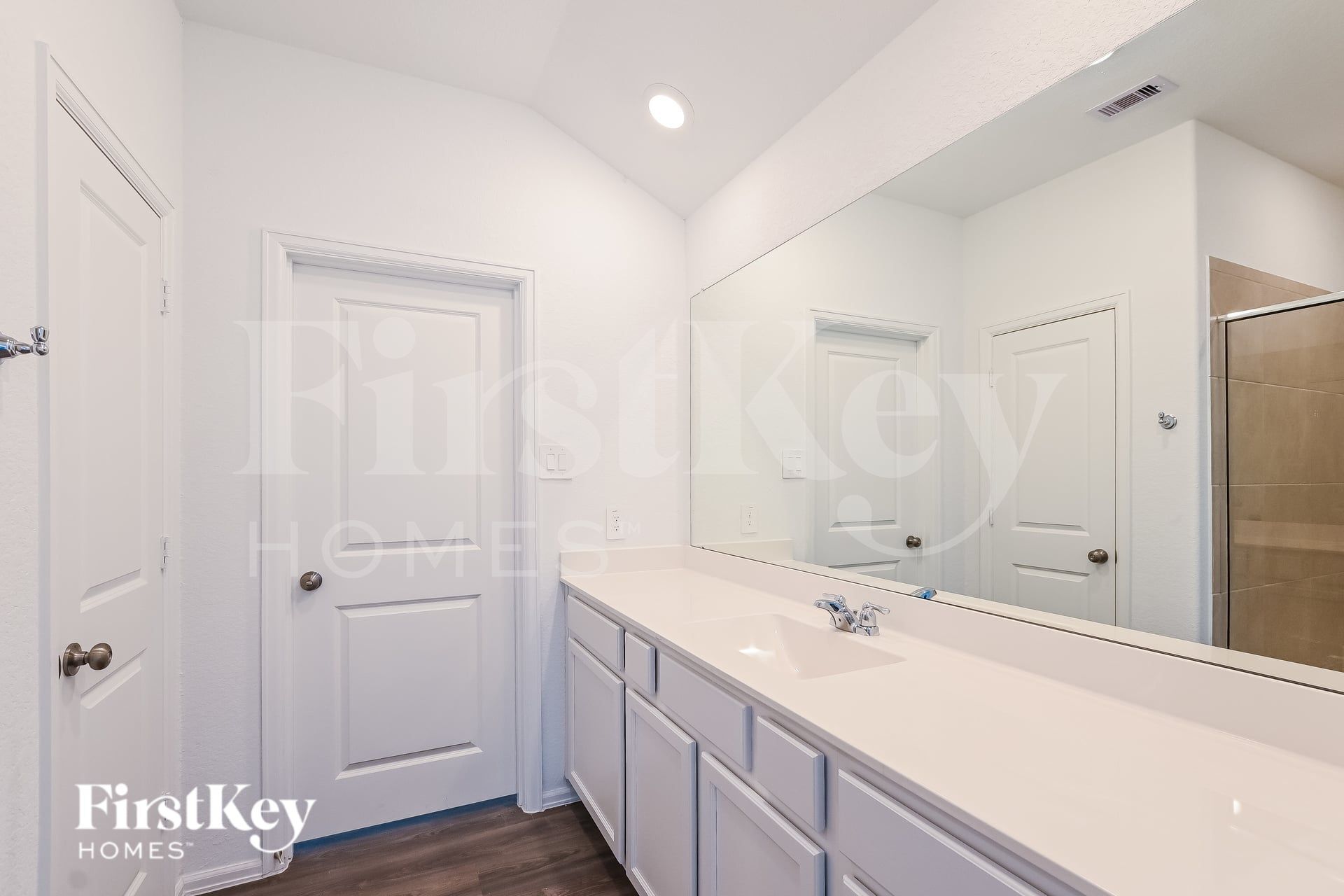 Building Photo - 18442 Summit Ranch Dr