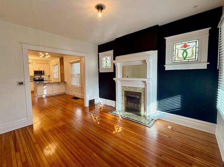 Building Photo - 2841 W 28th Ave